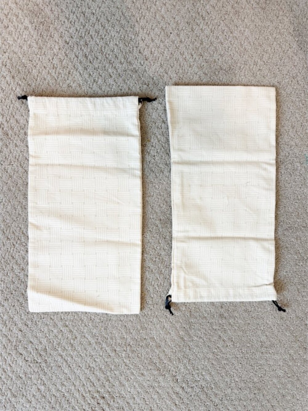 BOTTEGA VENETA 1 Pair Shoe Dust Bags 15.5x8.5 - Picture 3 of 3